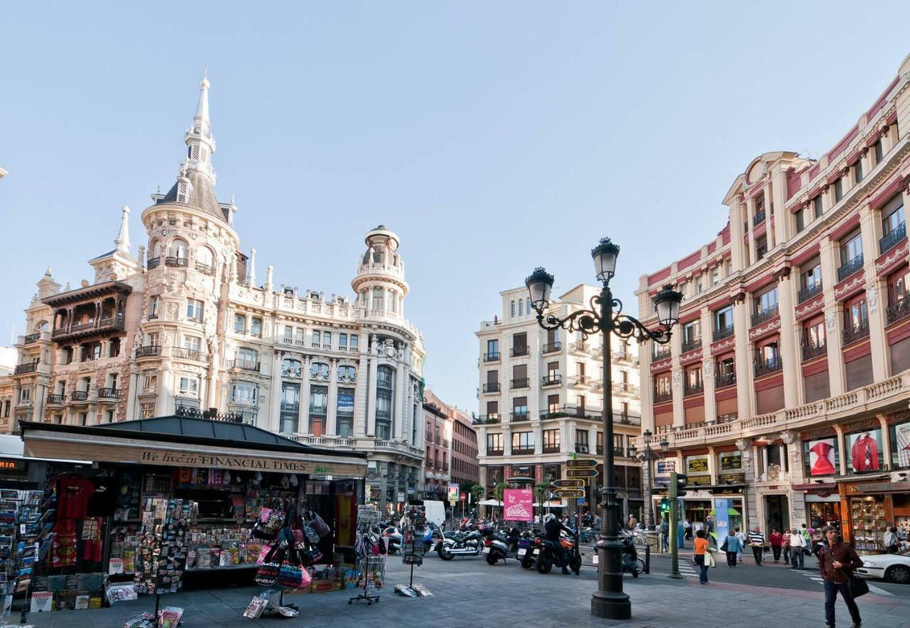 Atico En El Centro De Madrid - Calle Jardines 외부 사진